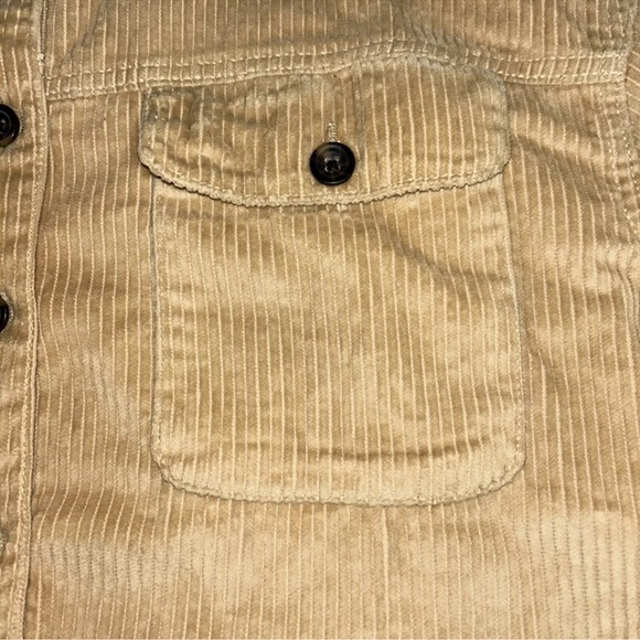 Tan Color Women’s Size 6 Oversize Corduroy Style Shirt CoatBig Buttons By Boohoo - Picture 5 of 8